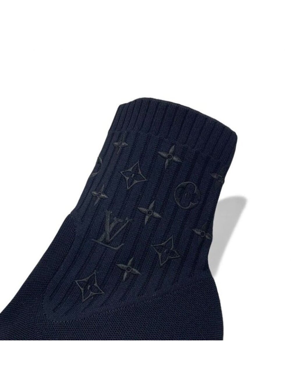 Louis Vuitton Silhouette Boot - Picture 9 of 10